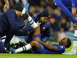 Chelsea Kalah, Sterling & Pulisic Cedera