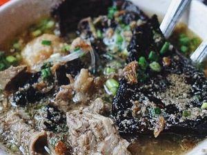 Melancong ke Makassar Jangan Lupa Icip Lezatnya Sop Saudara