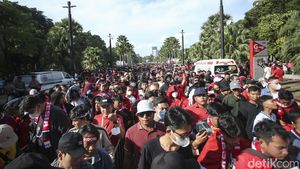 Suporter Timnas Mulai Menyemut di GBK
