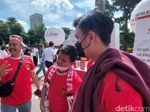 Penonton Mengular di SU GBK, Berharap Indonesia Menang