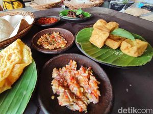 Ada Warung Aneka Sambal Nusantara di Banyuwangi, Dijamin Nggak Berhenti Makan!