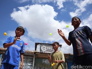 Penjelasan Psikolog soal Lato-lato Bikin Anak Kecanduan