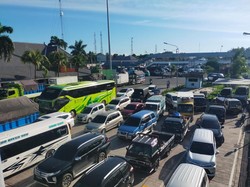 Pelabuhan Gilimanuk Kembali Ditutup 2 Jam, Antrean Kendaraan Mengular