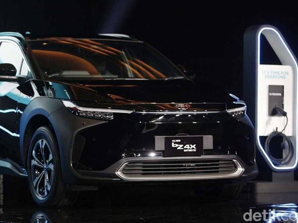 Gebrakan Toyota di 2022: Hadirkan 2 Mobil Hijau Revolusioner!