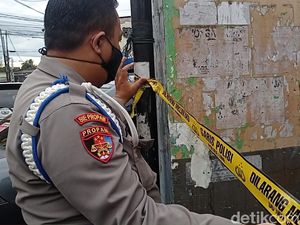 Lansia Bandung Ditemukan Tewas di Depan Rumahnya