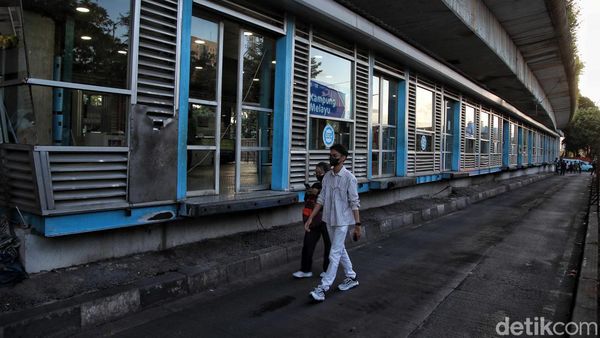 Halte TransJ Kampung Melayu Tutup Gegara Revitalisasi