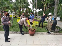 Sebuah Granat Ditemukan di Balai Kota Surabaya