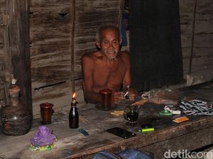 Sang Penghuni Terakhir Hutan Ngrawoh Blora Sang Penghuni Terakhir Hutan Ngrawoh Blora