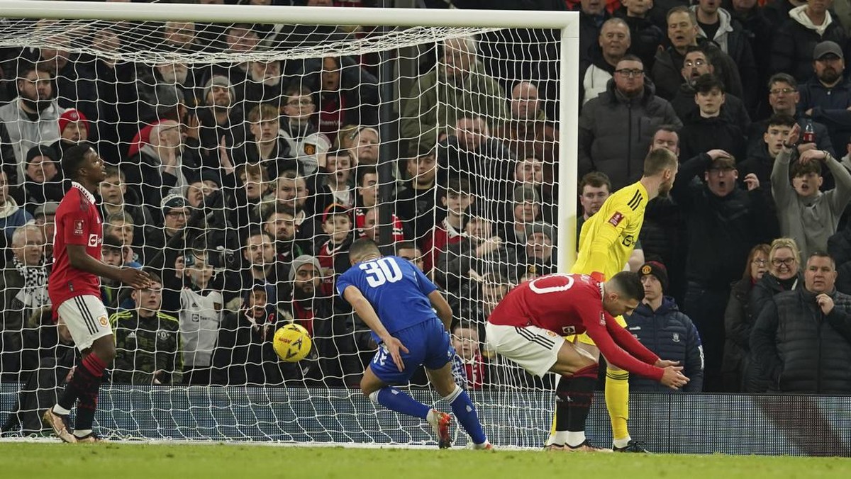 Link live streaming Manchester United vs Everton malam nanti. (Foto: AP/Dave Thompson)