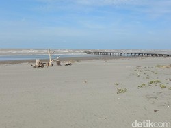 Menikmati Paris di Indramayu