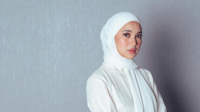 Kabar Terkini Artis dari InsertLive : Menjauh dari Pergaulan Sejak Hijrah, Chacha Frederica: Bukan Berarti Aku Lebih Baik