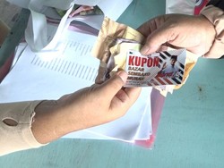 Relawan Sandiaga Sebar Ratusan Kupon Sembako Murah di Kabupaten Belitung