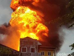 Gudang Tiner di Semarang Terbakar Hebat, Terdengar Suara Ledakan