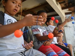 Kenapa Manusia Suka Mengikuti Tren yang Viral? Begini Kata Psikolog UNS