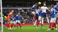 Tottenham Vs Portsmouth: Harry Kane Loloskan The Lilywhites