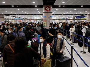 China Buka Perbatasan dengan Hong Kong, Pelancong Membludak