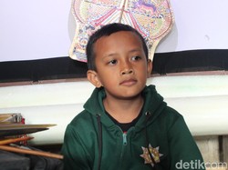 Kisah Dalang Cilik asal Blora, Latihan Pakai Wayang dari Kardus