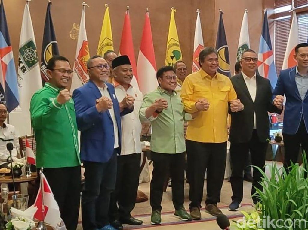 Canda Zulhas Ajak 8 Elite Partai Anggota DPR Gabung Koalisi