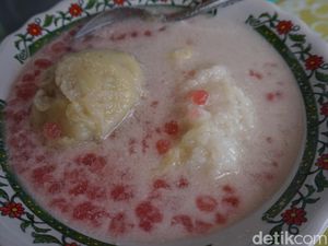 Menyantap Kolak Ketan Durian Mojokerto, Nikmatnya Sampai Ubun-ubun Menyantap Kolak Ketan Durian Mojokerto, Nikmatnya Sampai Ubun-ubun