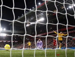 Aksi Konyol Allison Becker di Laga Liverpool Vs Wolves