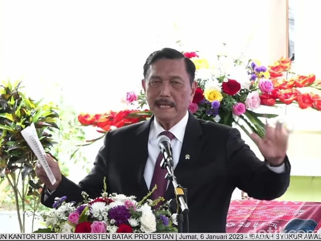 Luhut: Begitu Hebatnya Saya Kata Orang, Tapi Saya Tak Berdaya Tanpa... Luhut: Begitu Hebatnya Saya Kata Orang, Tapi Saya Tak Berdaya Tanpa...