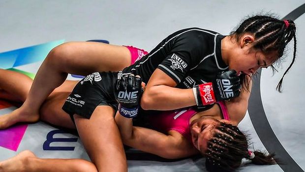 Petarung MMA Victoria Lee