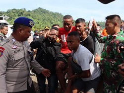 Kapal Bawa 14 Penumpang Tenggelam di Serui Papua, 3 Prajurit TNI Hilang