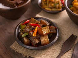 Cara Memasak Kikil agar Tidak Berlendir, Tidak Bau Amis, dan Empuk