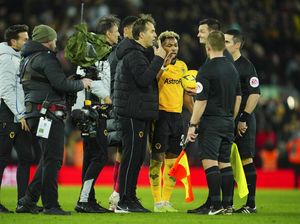 Drama Offside, Mantan Bek Liverpool pun Bela Wolves