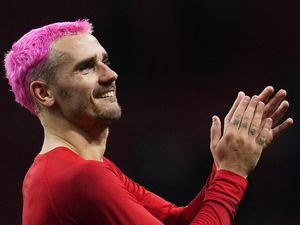 Rambut Pink Ceria Antoine Griezmann Rambut Pink Ceria Antoine Griezmann