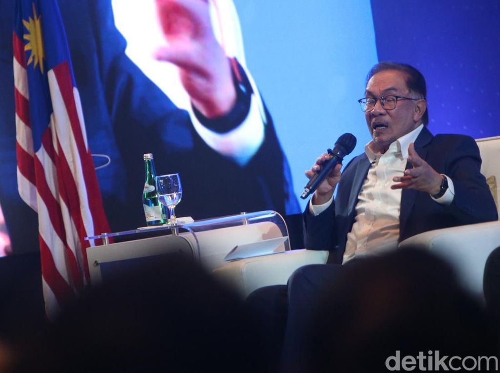 Saat Anwar Ibrahim Sentil Budaya Korupsi yang Sistemik