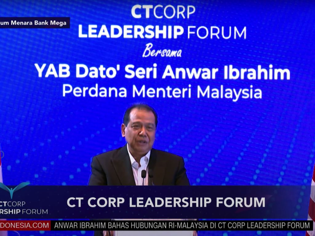 Buka Leadership Forum, CT Ceritakan Kisah Hidup PM Anwar Ibrahim