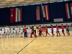 Timnas Hoki Indoor Putra Indonesia Kalahkan Peringkat 1 Dunia