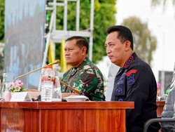 Arahan Kapolri di Papua: Soliditas dan Sinergitas TNI-Polri Harga Mati!