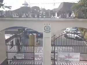 Jaksa Kembalikan Berkas Kasus Pemerkosaan Pegawai Kemenkop ke Polisi Jaksa Kembalikan Berkas Kasus Pemerkosaan Pegawai Kemenkop ke Polisi