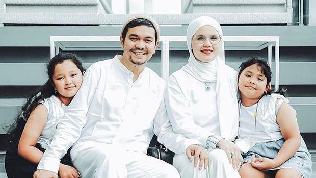 Keluarga Indra Bekti Keluarga Indra Bekti