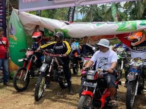 Wabup Puji Komunitas Trail Salurkan Hobi Sambil Gelar Baksos di Blitar