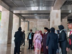 Istri PM Malaysia Antusias Lewati Terowongan Silaturahmi Istiqlal-Katedral