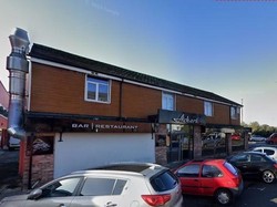 Masuk Daftar 15 Restoran Terbaik, Pelayanan di Sini Justru Mirip Sampah