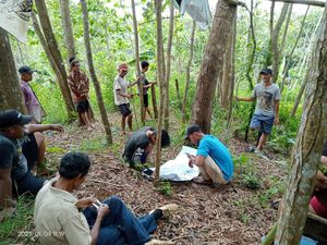 BBWS & Warga Lakukan Pengukuran Jarak Aman Penambangan di Desa Wadas BBWS & Warga Lakukan Pengukuran Jarak Aman Penambangan di Desa Wadas
