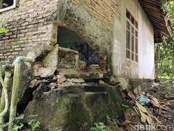 Tanah Bergerak di Desa Cigoong Lebak Diduga Berkaitan Peristiwa 2022