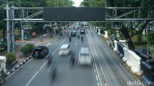 Siap-siap! 25 Jalan di Jakarta Ini Bakal Berbayar