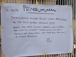 Bikin Terenyuh, Ini Pesan dari Tiko yang Dipasang di Pagar Rumah Bu Eny Bikin Terenyuh, Ini Pesan dari Tiko yang Dipasang di Pagar Rumah Bu Eny