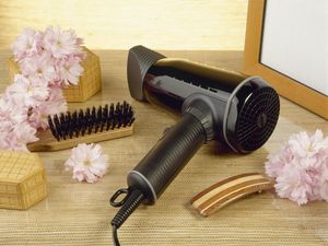 Jangan Simpan 5 Barang Ini di Kamar Mandi, Nomor 1 Bisa Picu Kebakaran