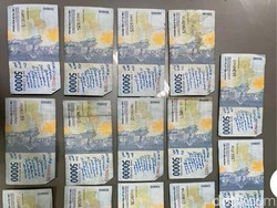 Aksi Nyleneh Pria Surabaya Setor Uang Rusak Rp 32 Juta ke ATM Berujung Bui