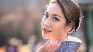 8 Gaya Stylish BCL Liburan di Jepang, Cantik Mempesona Pakai Kimono