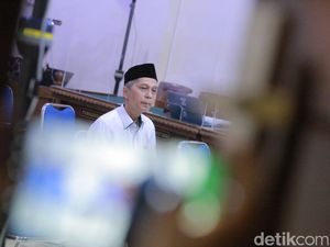 Kemarahan Eks Rektor Unila ke Saksi di Persidangan Kemarahan Eks Rektor Unila ke Saksi di Persidangan