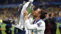 Saat meninggalkan Madrid pada musim panas lalu, Bale total meraih lima gelar Liga Champions, tiga gelar LaLiga, satu Copa del Rey, tiga Piala Super Eropa, tiga Piala Dunia Antarklub, dan satu Piala Super Spanyol. Dia juga bikin 106 gol dan 67 assist dari 258 laga. Bale sempat dipinjamkan semusim ke Tottenham pada 2020/2021 dengan 16 gol dari 34 laga. AP/Pavel Golovkin  