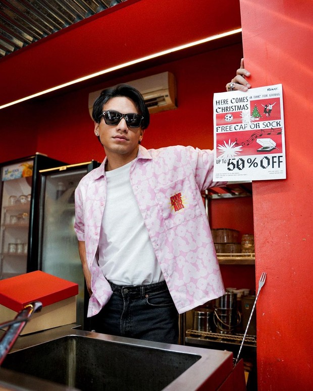 Gaya fashion cowok capricorn ala Jefri Nichol. Foto: Instagram.com/jefrinichol Gaya fashion cowok capricorn ala Jefri Nichol. Foto: Instagram.com/jefrinichol