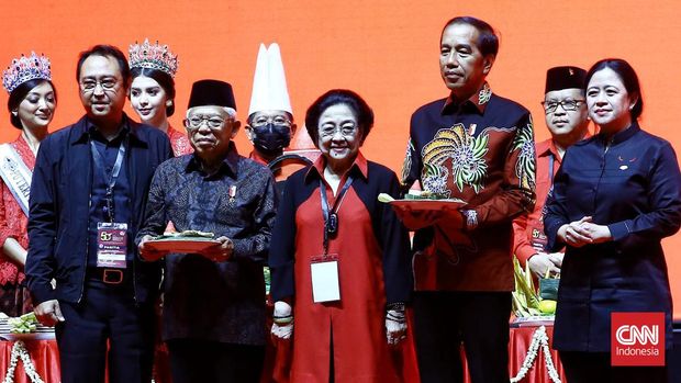 Acara HUT ke-50 tahun PDIP di JIEXPO, Kemayoran, Jakarta. Selasa (10/1/2023). (CNN Indonesia/Andry Novelino)